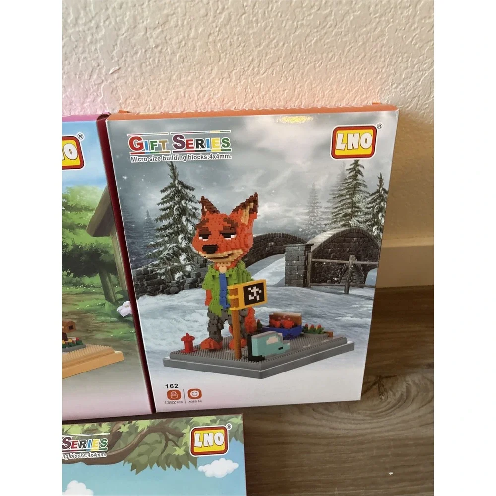 New LNO Gift Series Lot 5 Cartoon Pets Micro Building Blocks Zootopia One Piece